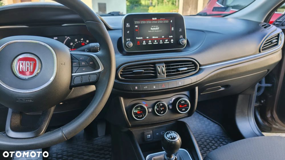 Fiat Tipo 1.4 16V Lounge EU6d - 2