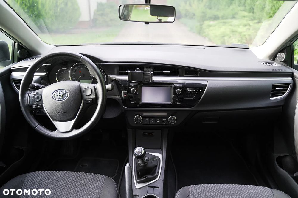 Toyota Corolla 1.6 Premium - 7