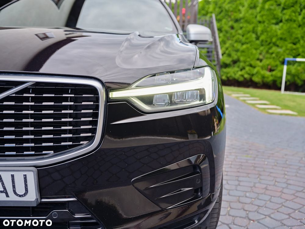 Volvo XC 60 D4 AWD R-Design - 11