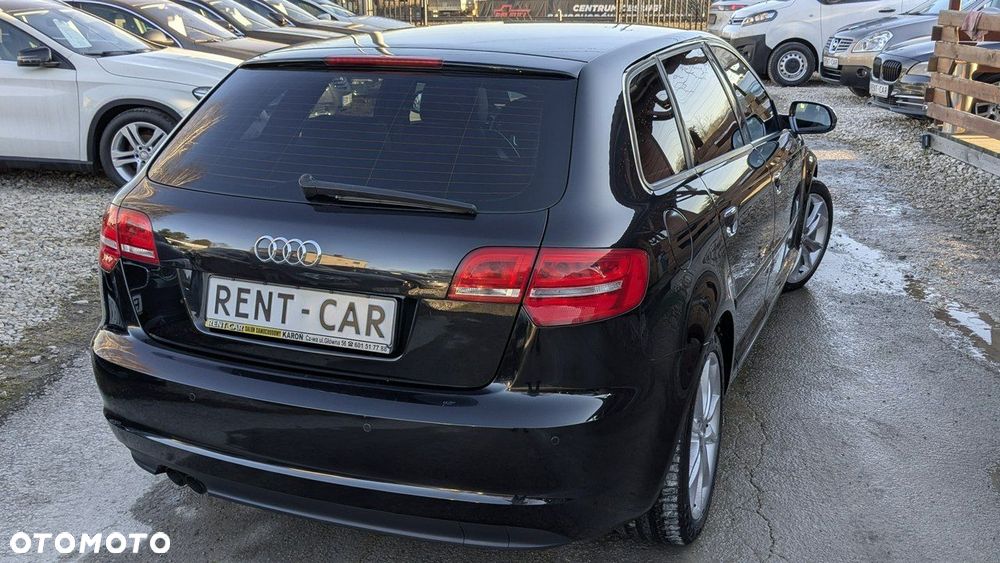 Audi A3 Sportback - 9