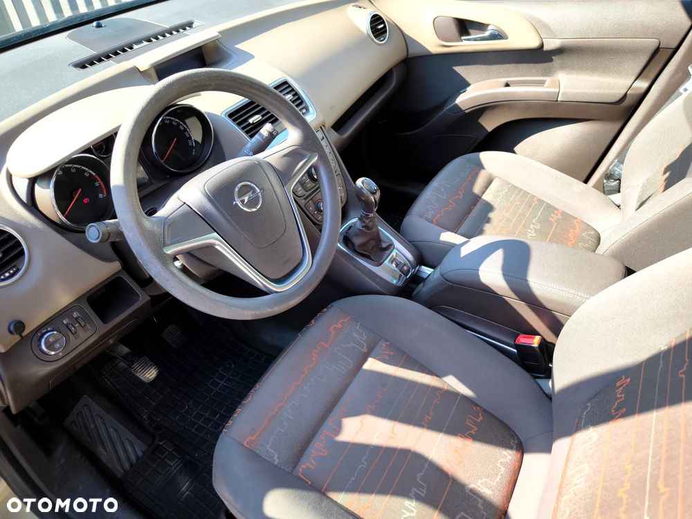 Opel Meriva 1.4 T Cosmo - 24