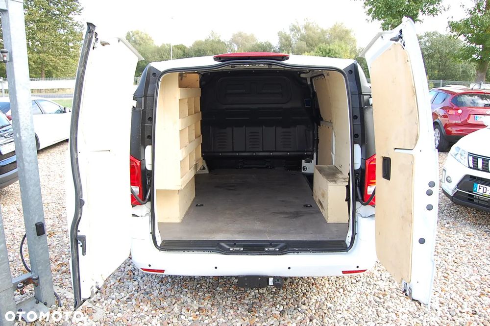 Mercedes-Benz Vito - 13