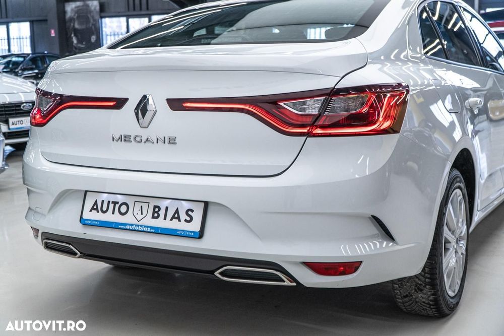 Renault Megane BLUE dCi 115 INTENS - 11