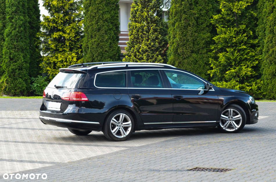 Volkswagen Passat Variant 2.0 TDI DSG BlueMotion Technology R-Line - 22
