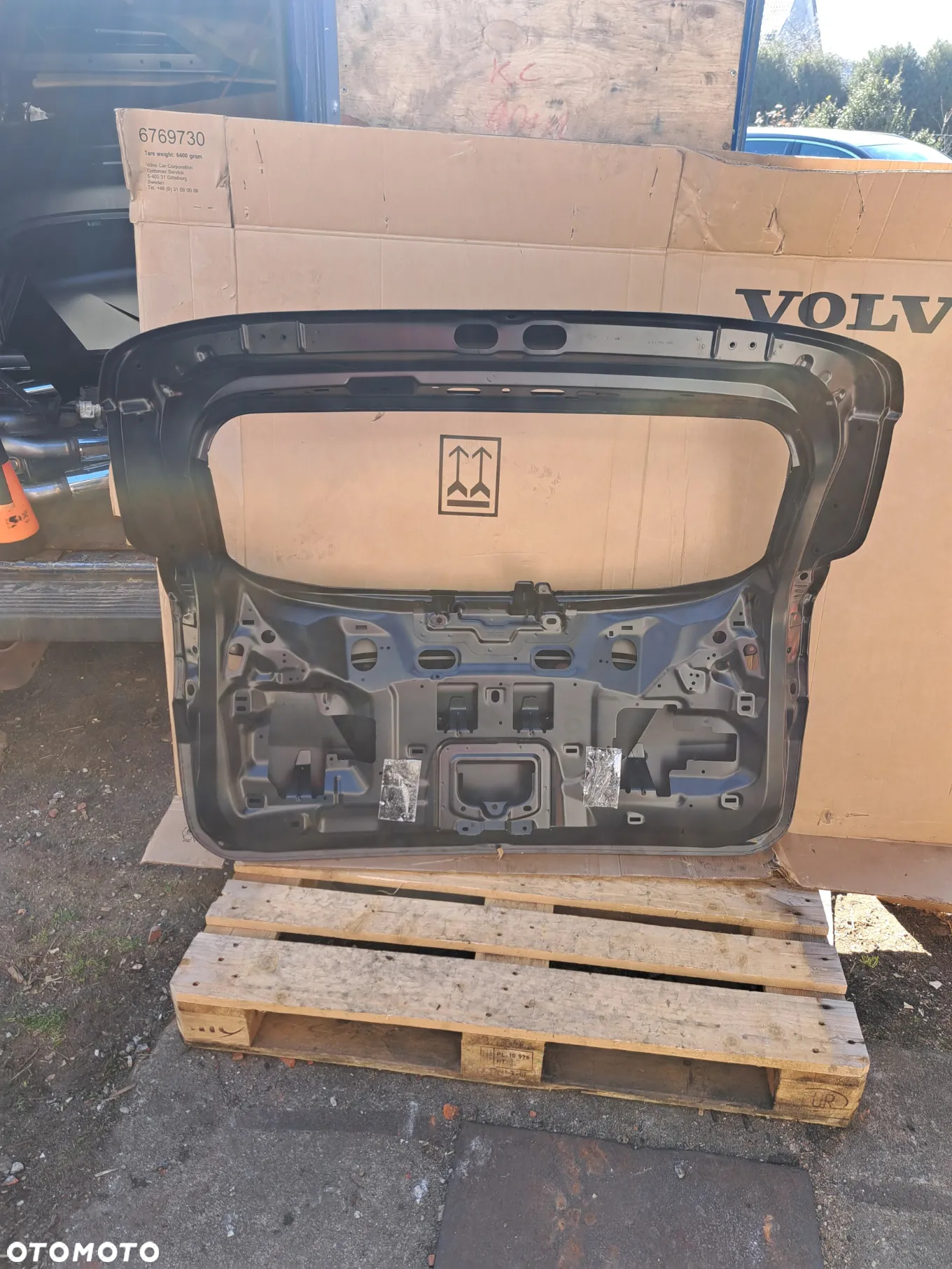 Klapa tylna tył Ford C-Max II MK-2 2010 2011 2012 2013 2014 2015 1889352 PAM51-R40410-AC AM51-17A417-BB - 18