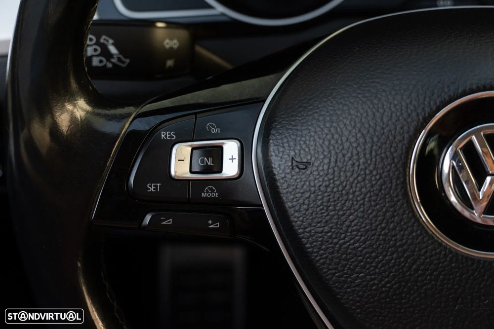 VW Passat Variant 1.6 TDI SCR DSG Business - 27