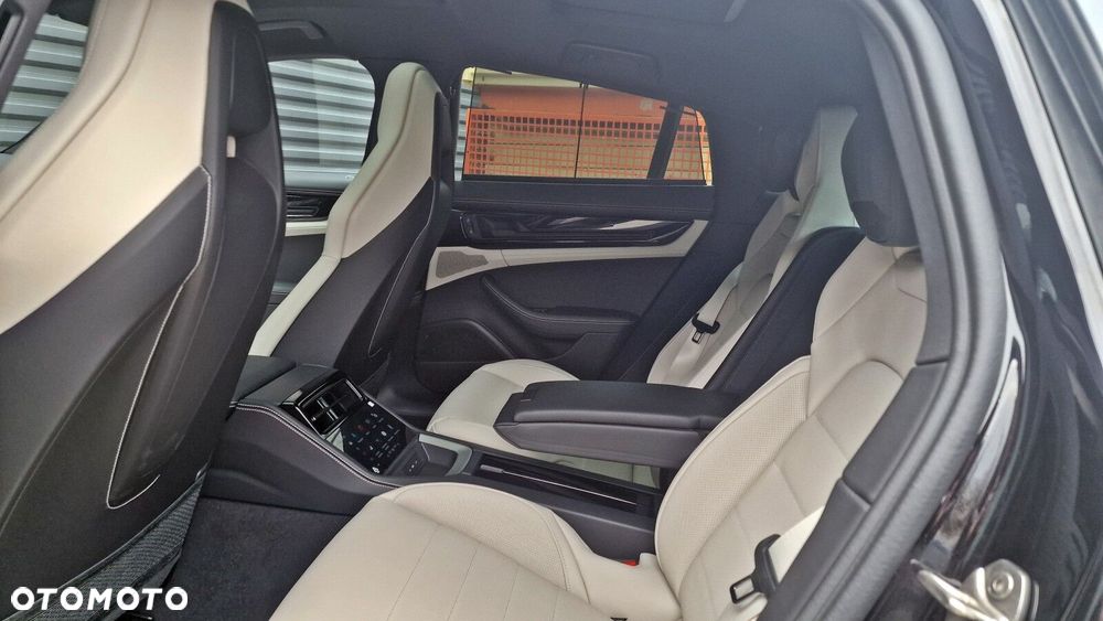 Porsche Panamera - 11