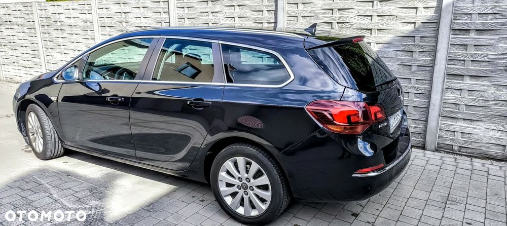 Opel Astra 2.0 CDTI Exklusiv - 3