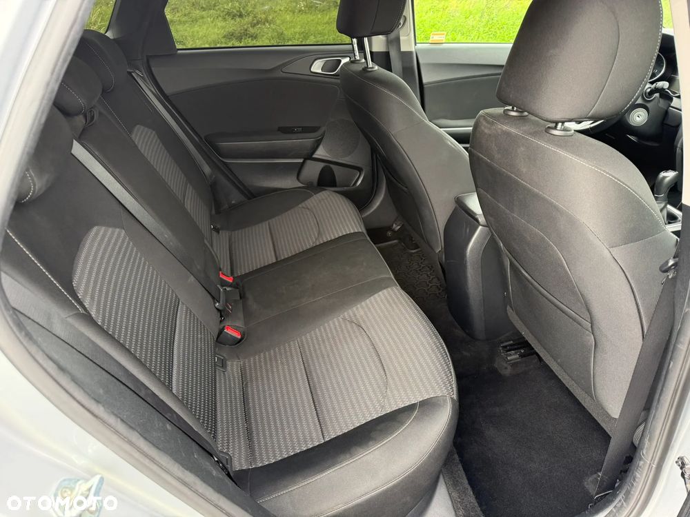 Kia Ceed - 18