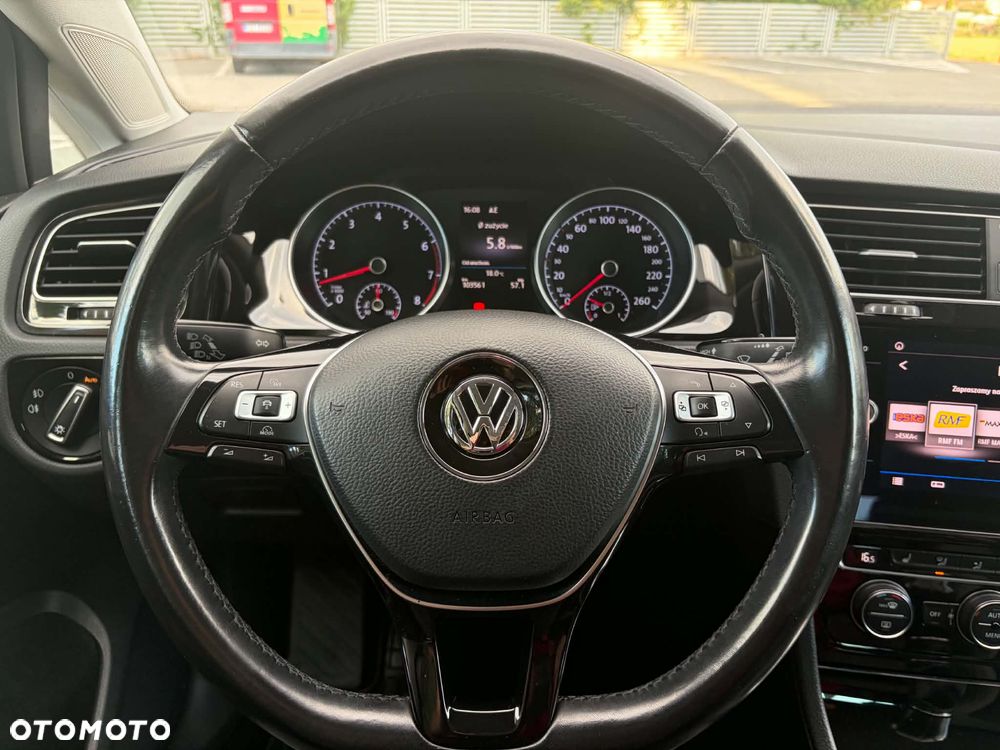 Volkswagen Golf 1.4 TSI BMT Highline - 24