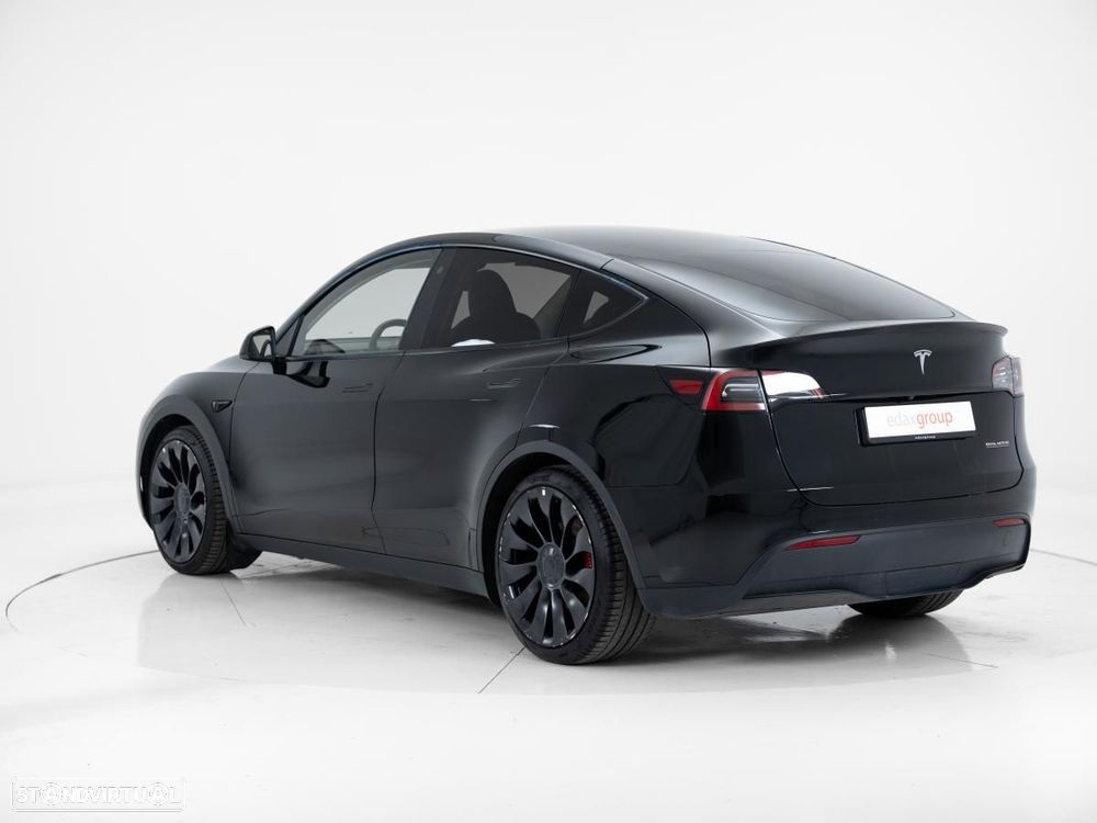Tesla Model Y Performance Dual Motor AWD - 5