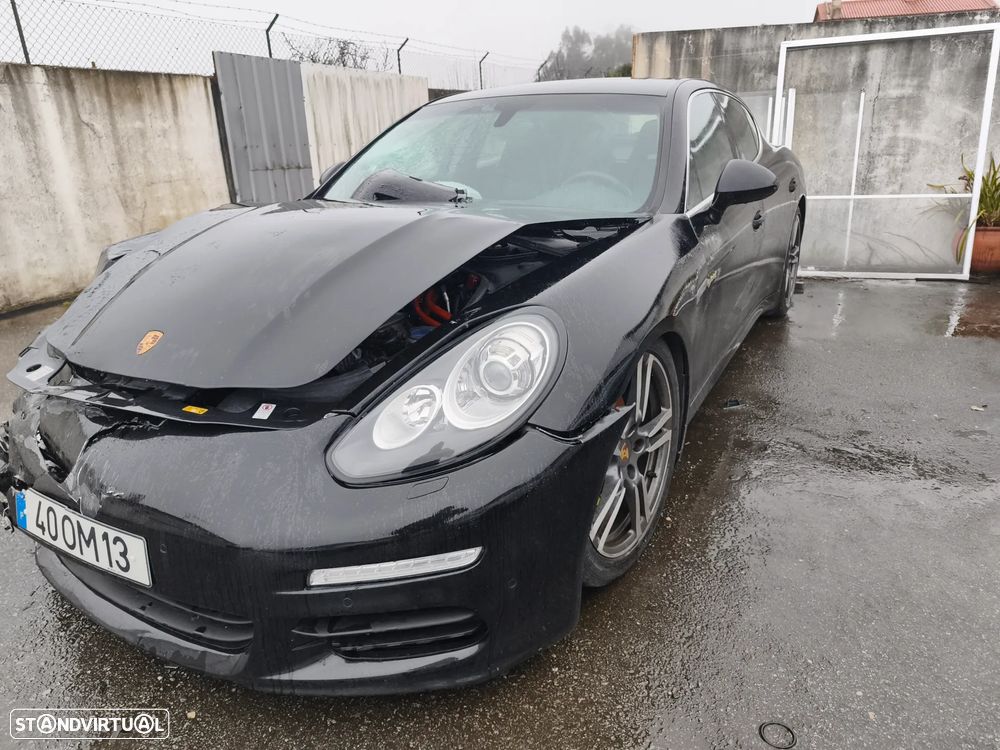 Porsche Panamera - 3