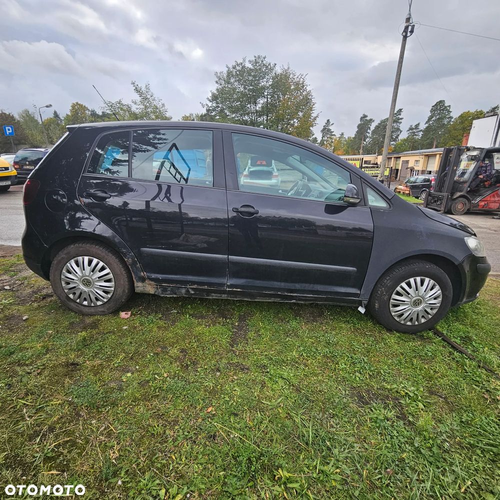 Volkswagen Golf Plus - pojazd na części: maska, zderzak, drzwi, szyby, lusterka, chłodnica.... - 21