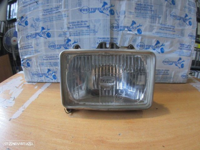 Farol Far1507 TOYOTA DYNA 150 1989 2.8D 85CV 2P BRANCO DRT H4 KOITO - 1