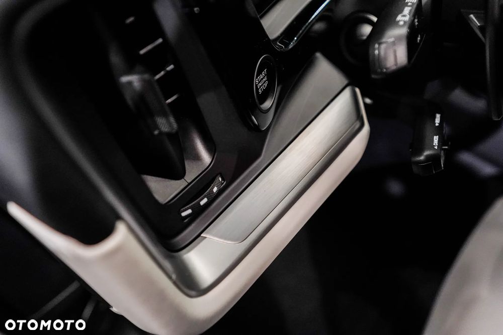 Porsche Cayenne S E-Hybrid PHEV Black Edition - 24