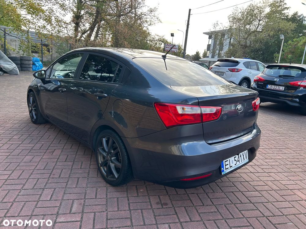 Kia Rio 1.2 M (klm) - 24
