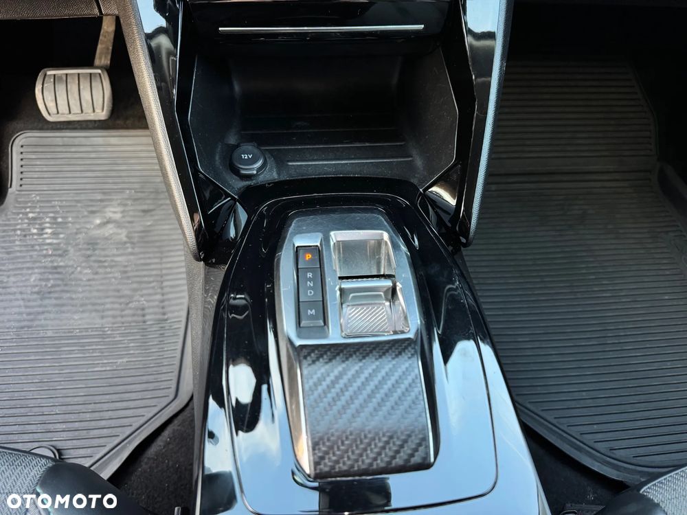 Peugeot 2008 PureTech 130 EAT8 Allure - 18