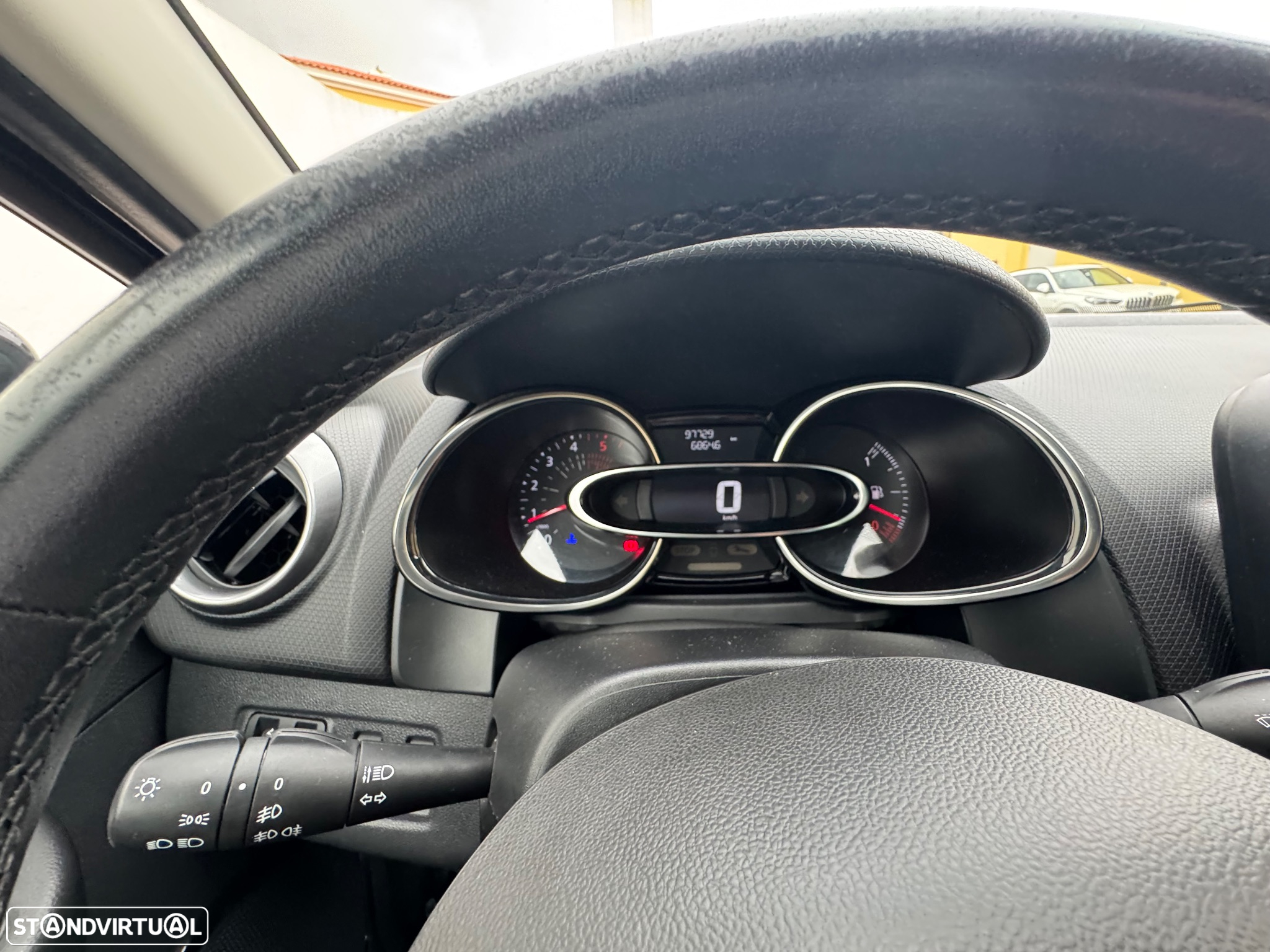 Renault Clio 1.5 dCi Limited - 15