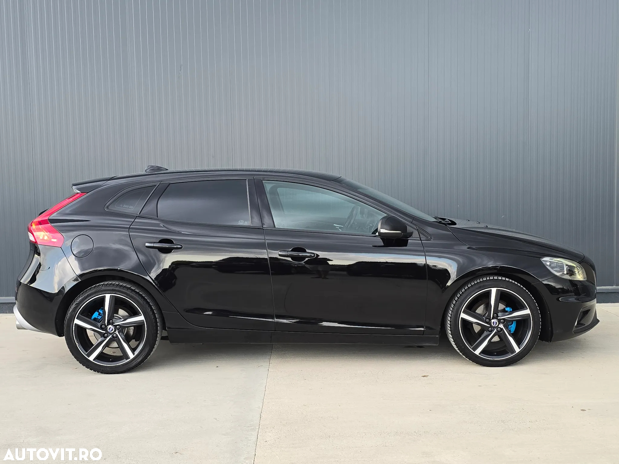 Volvo V40 D2 RDesign - 13