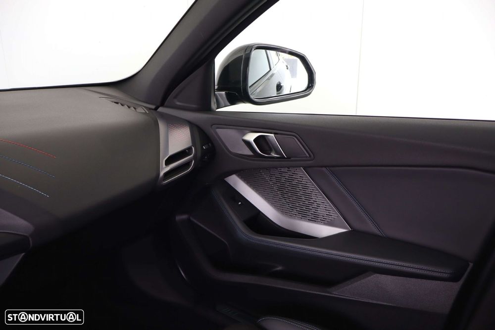 BMW 116 Pack Desportivo M - 53