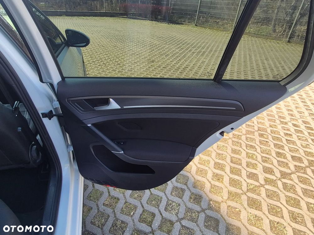 Volkswagen Golf GTD (BlueMotion Technology) DSG - 10