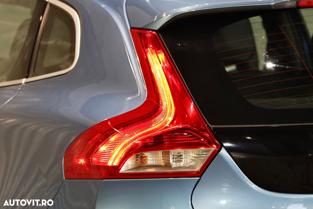 Volvo V40 D2 RDesign - 36