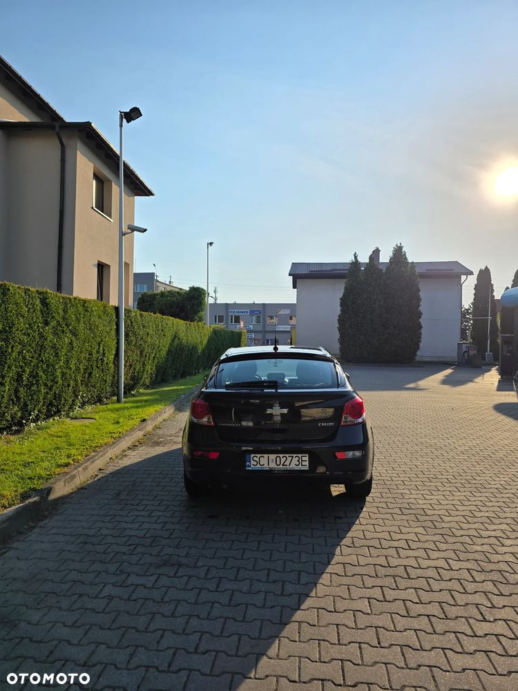 Chevrolet Cruze 1.7 D LT+ - 25