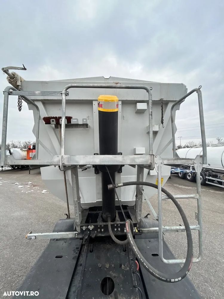 Mega Hardox, Transport fier vechi, 60 mc, factura externa - 2