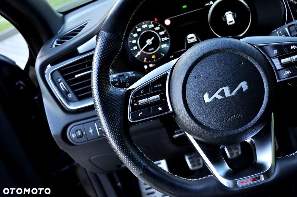 Kia Ceed 1.5 T-GDI GT-Line - 35