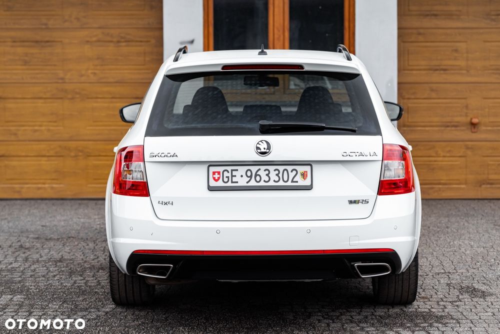 Skoda Octavia 2.0 TDI 4x4 DSG RS - 7
