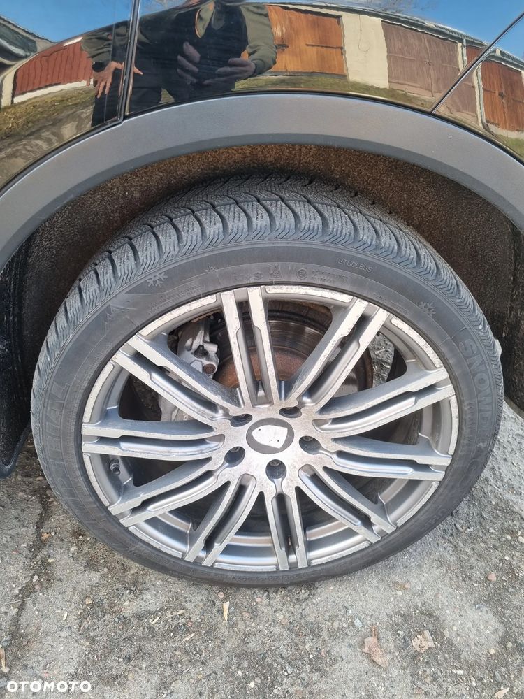 Porsche Cayenne Tiptronic S - 11