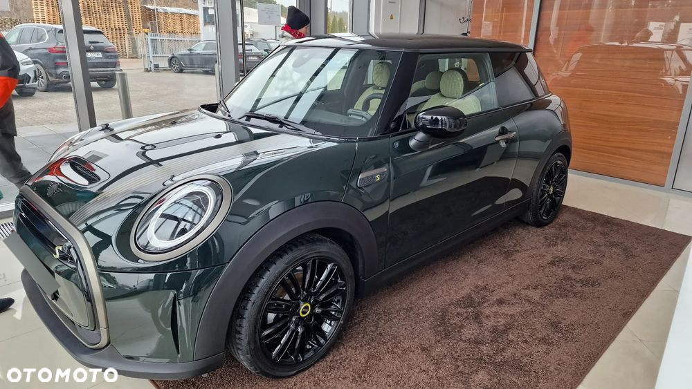 MINI Cooper SE Resolute Edition - 8