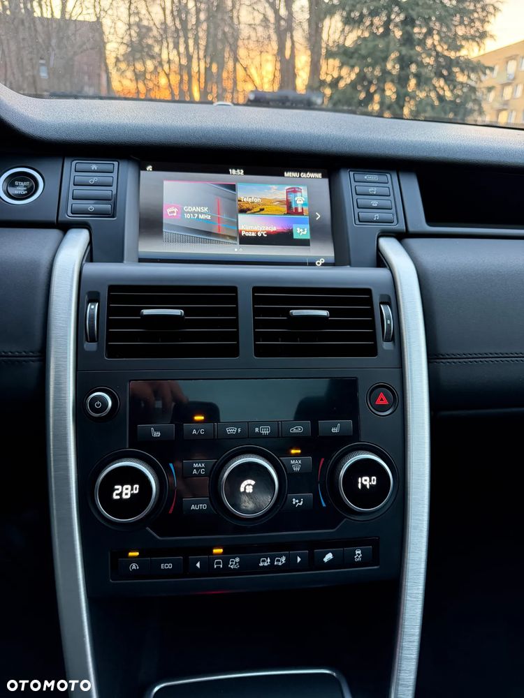 Land Rover Discovery Sport 2.0 Si4 S - 32