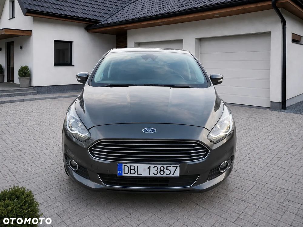Ford S-Max 2.0 TDCi Titanium PowerShift - 6