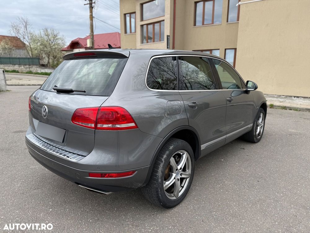 Volkswagen Touareg 3.0 V6 TDI BMT - 10