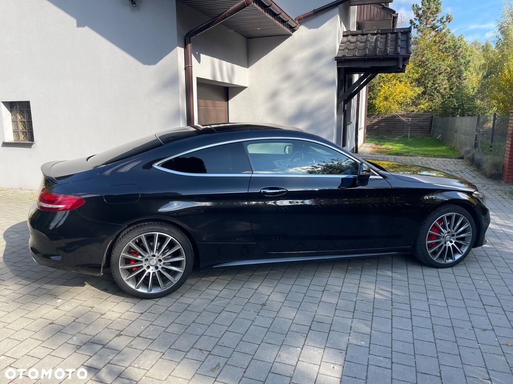 Mercedes-Benz Klasa C 300 7G-TRONIC AMG Line - 5