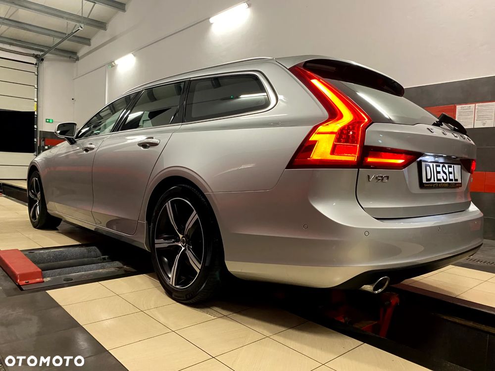 Volvo V90 D4 Geartronic Kinetic - 14