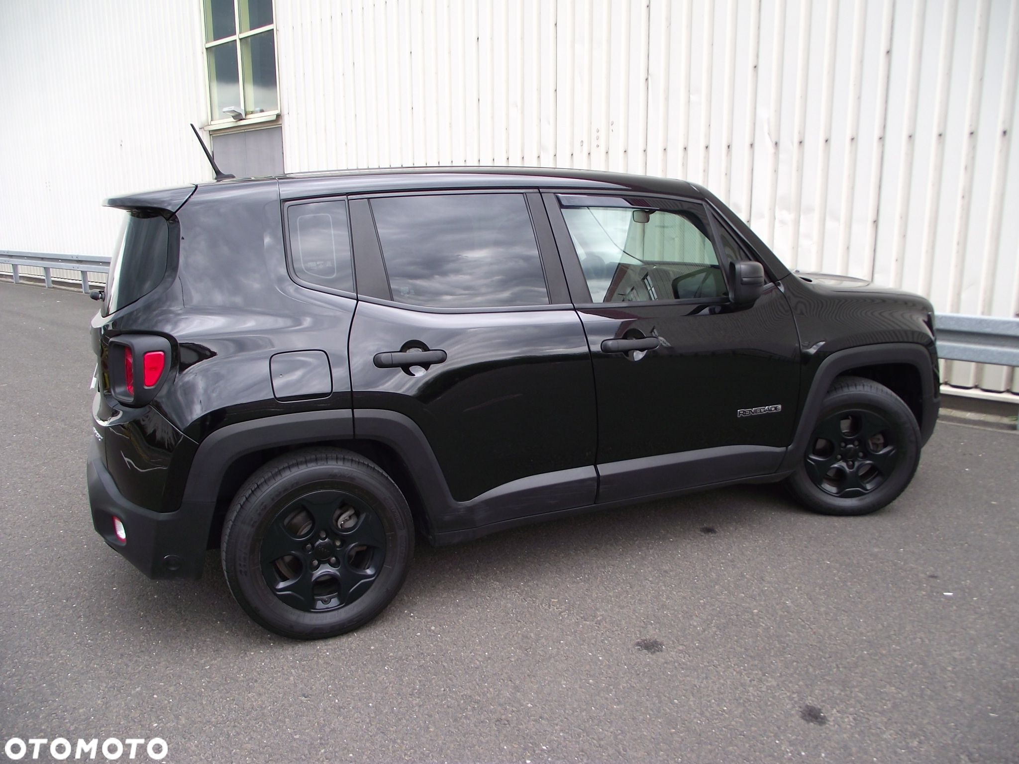 Jeep Renegade 1.6 E-TorQ Sport FWD - 8