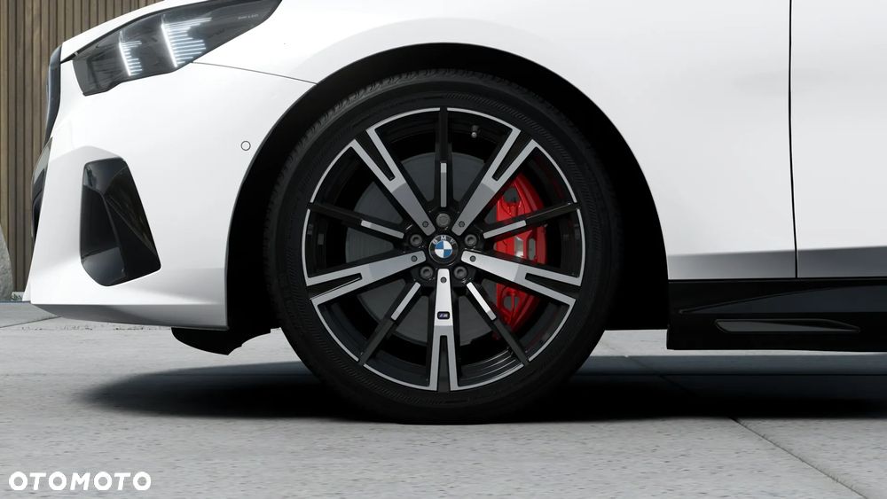 BMW i5 83.9kWh eDrive40 M Sport - 8