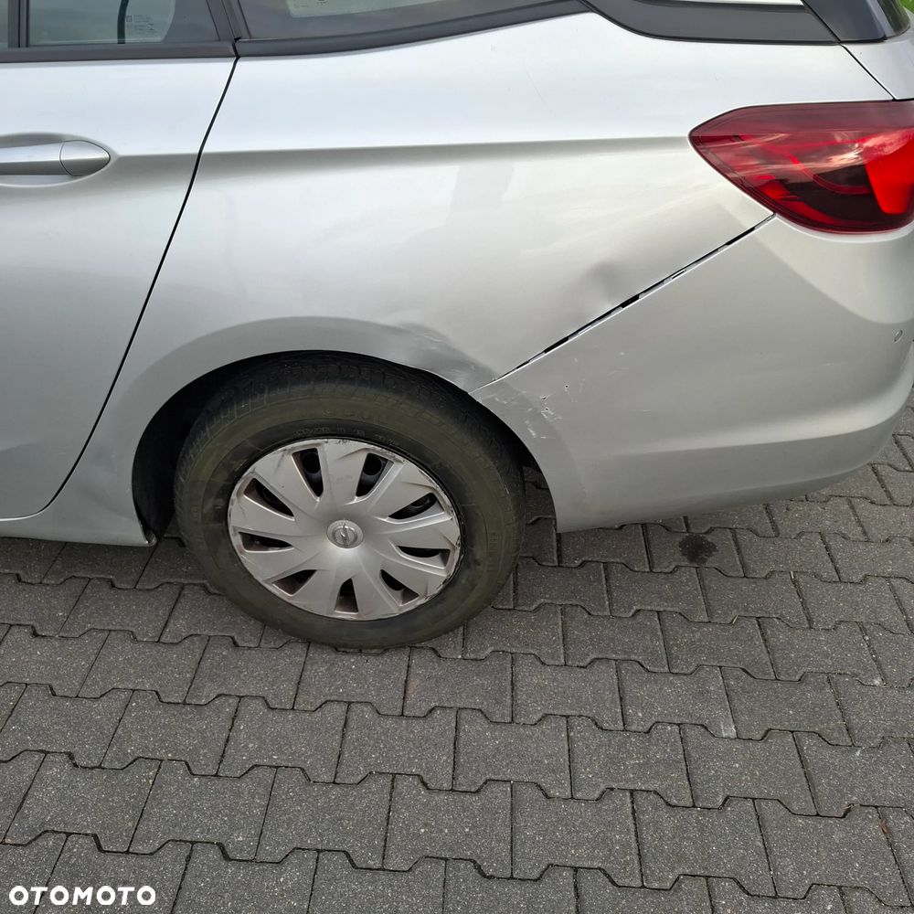Opel Astra 1.0 Turbo Start/Stop Sports Tourer Active - 10