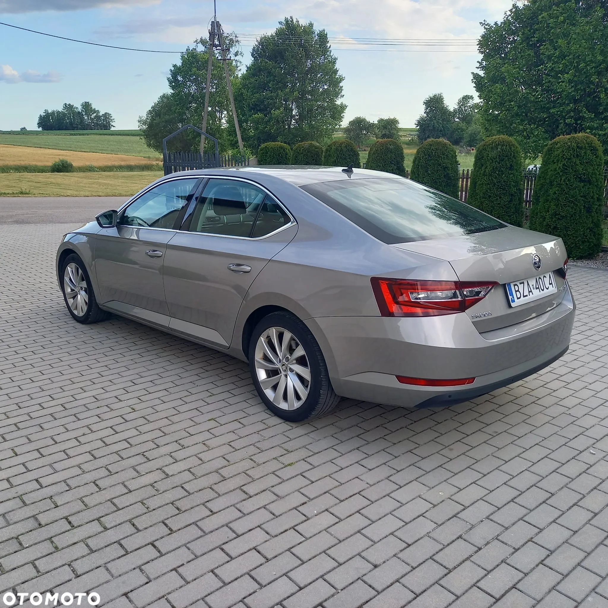 Skoda Superb 2.0 TDI Style - 3