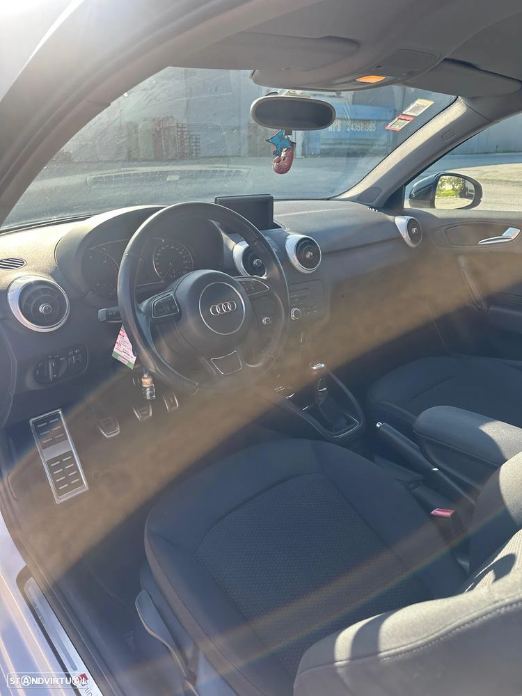Audi A1 1.6 TDI Sport Edition S-line - 15