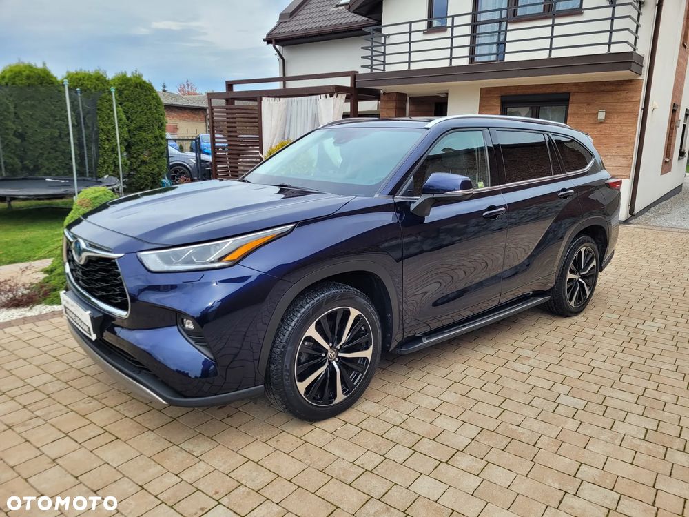 Toyota Highlander 2022 photo 3