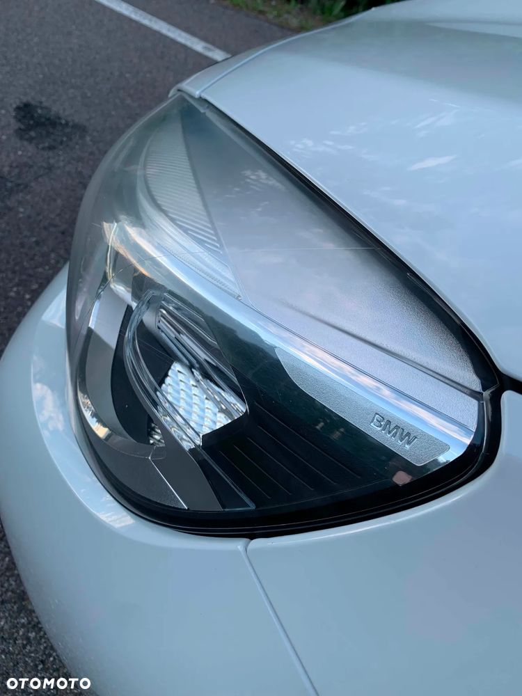 BMW Seria 2 218d - 23