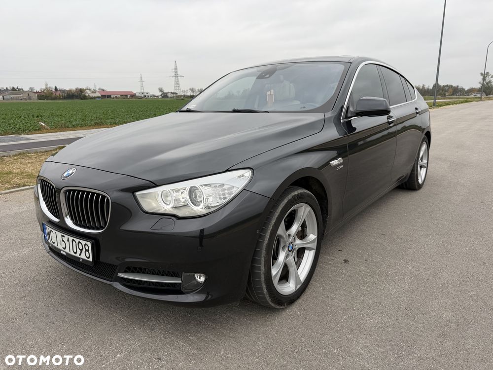 BMW 5GT - 1