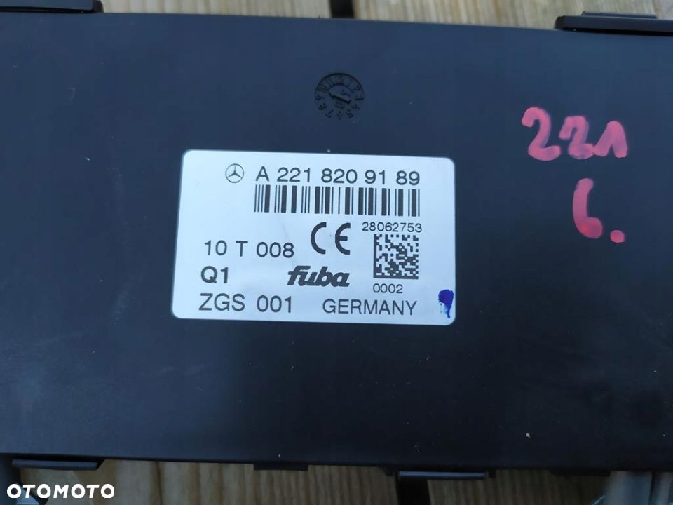 MERCEDES W221 MODUŁ WZMACNIACZ ANTENY A2218209189 - 2