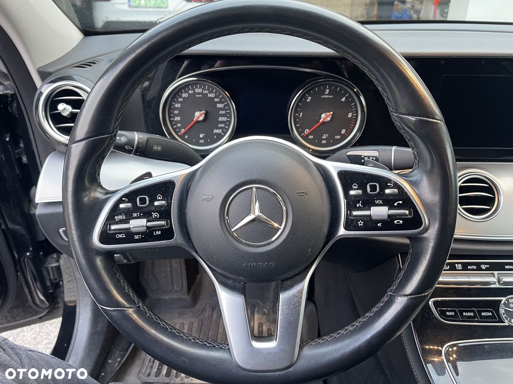 Mercedes-Benz Klasa E - 8