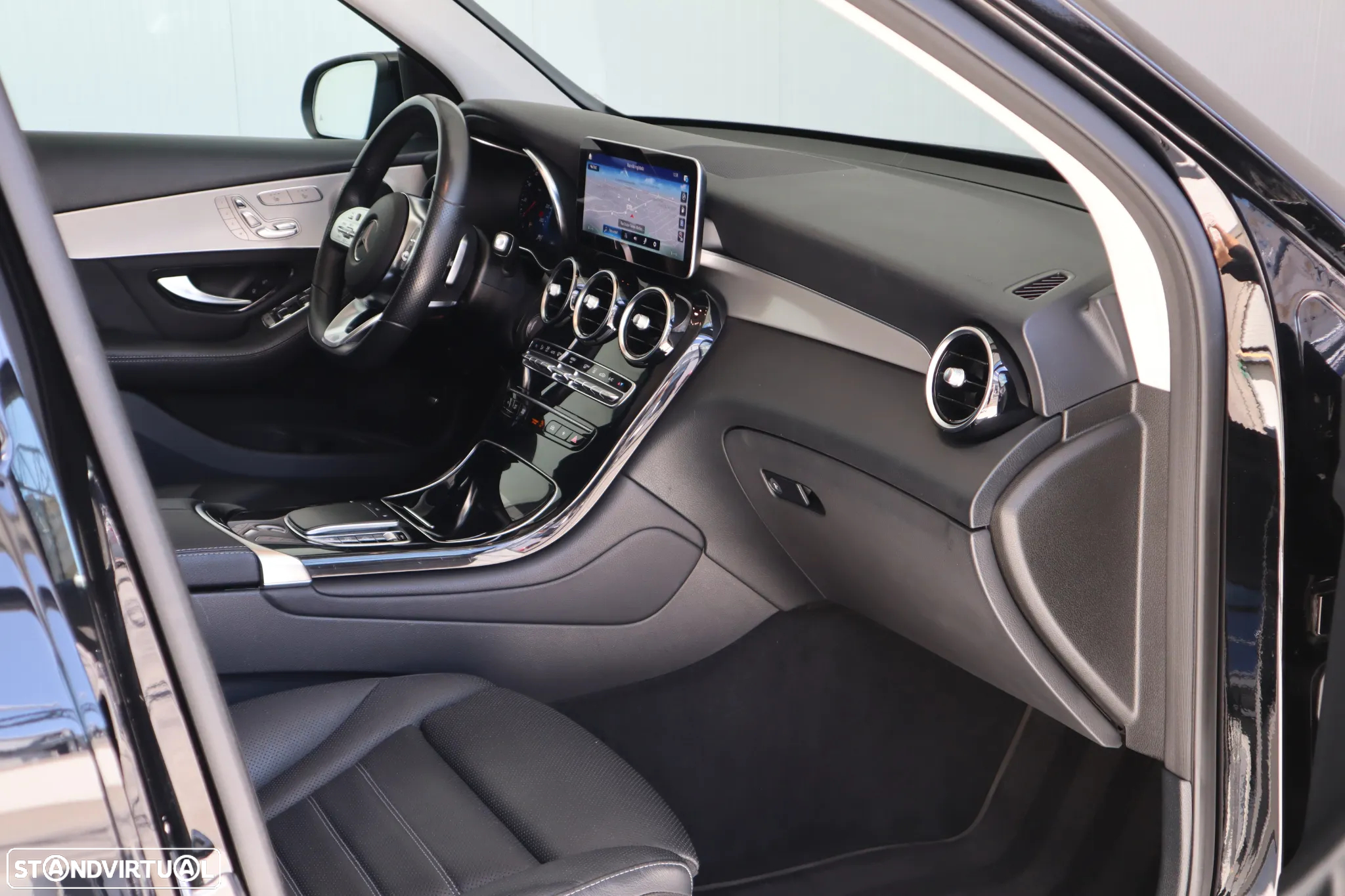 Mercedes-Benz GLC 300 de 4Matic - 13