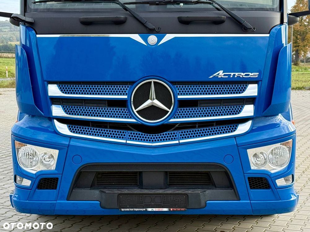 Mercedes-Benz ACTROS 1836 / CHŁODNIA / WINDA / 18 PALET / SILNIK 10677 cm3 / CARRIER / SYPIALKA / AUTOMAT / 2018 ROK - 16