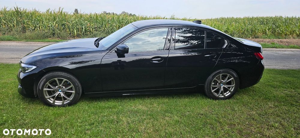 BMW 3 Series 2020 photo 4